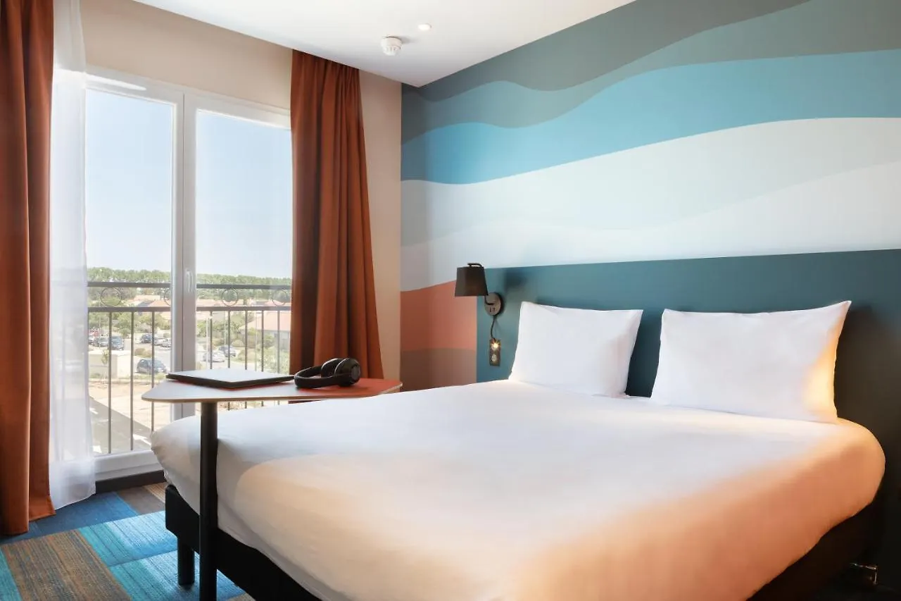Hôtel Ibis Styles Miramas Hotel