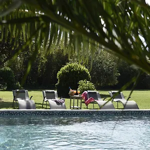 Couette-café Mas De Bouvet En Camargue